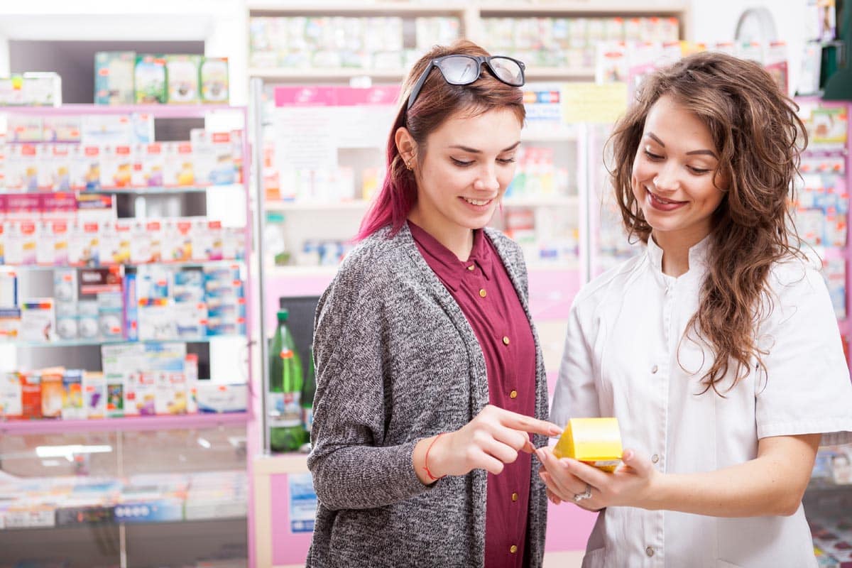 farmacista e cliente